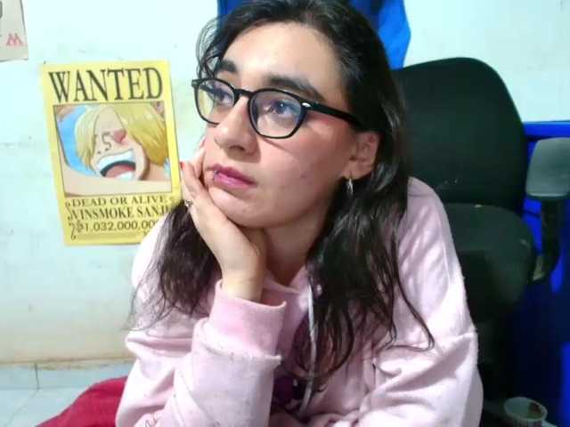 Ellaa_honey
