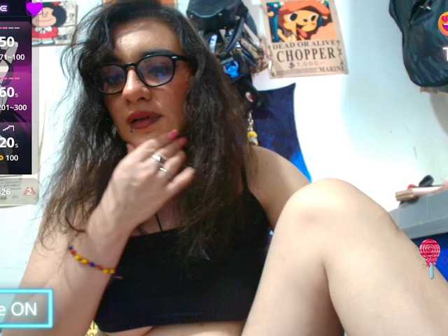 Ellaa_honey