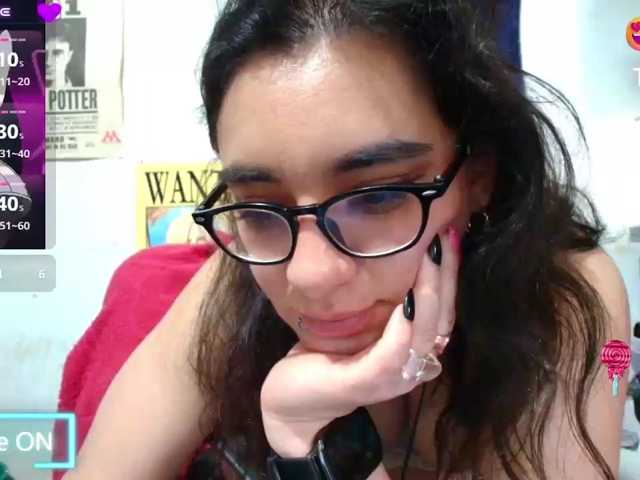 Ellaa_honey