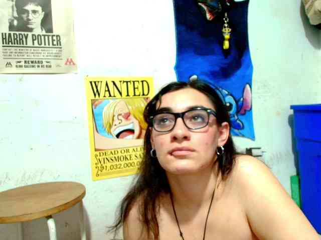 Ellaa_honey webcam