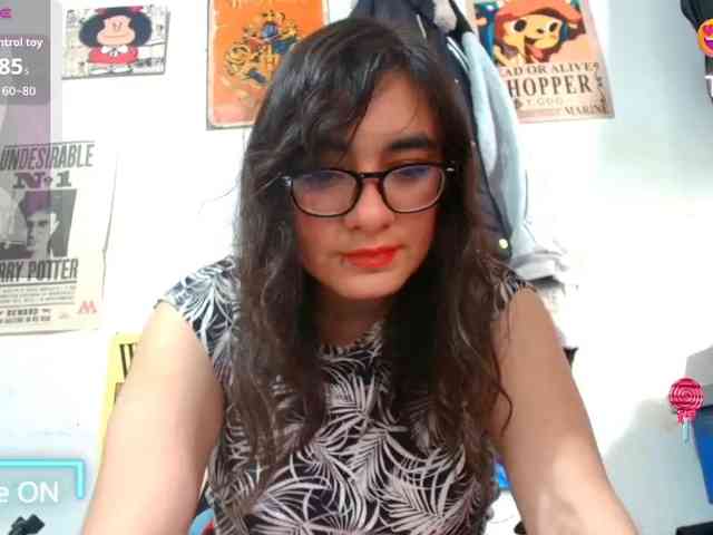 Ellaa_honey