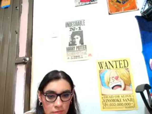 Modèle: Ellaa_honey