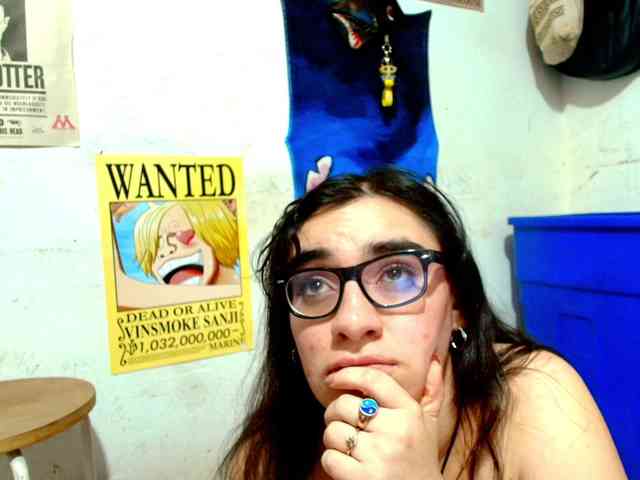 Modèle: Ellaa_honey