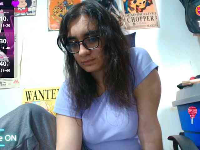 Ellaa_honey