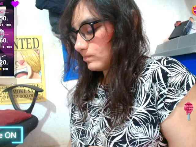 Ellaa_honey