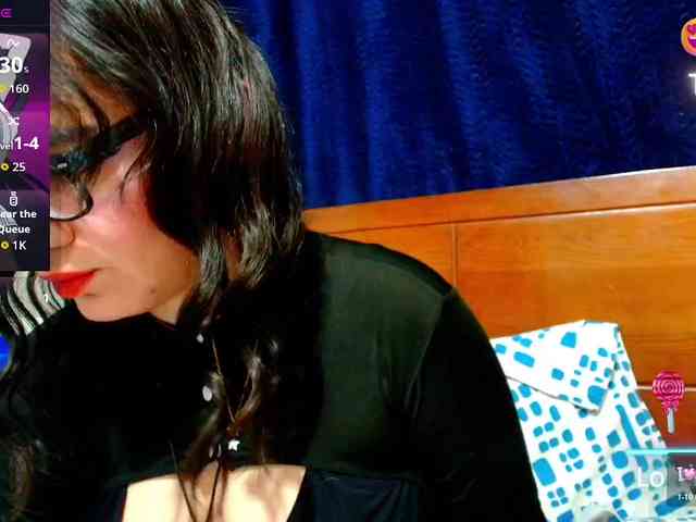 Ellaa_honey webcam