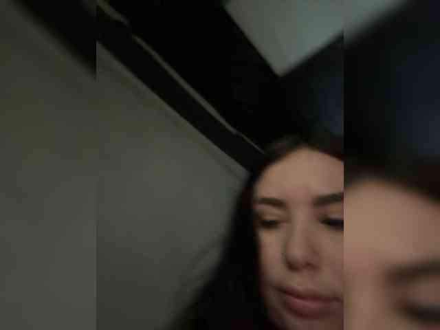 bigASSmodel webcam