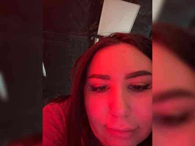 bigASSmodel webcam