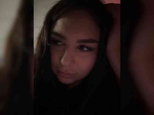 bigASSmodel webcam