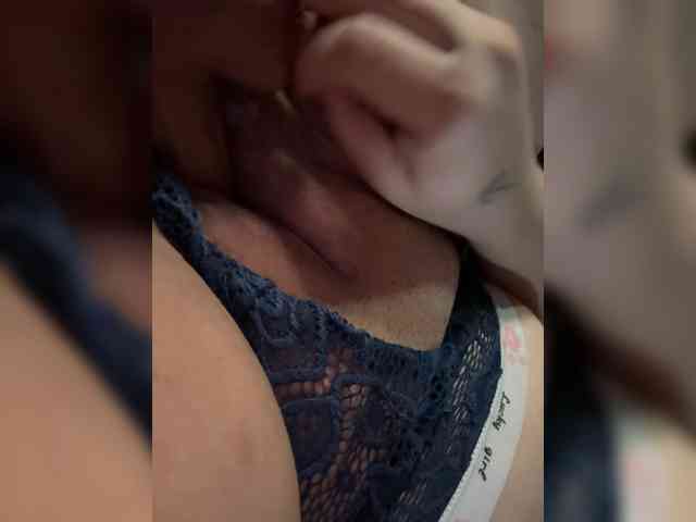 bigASSmodel webcam