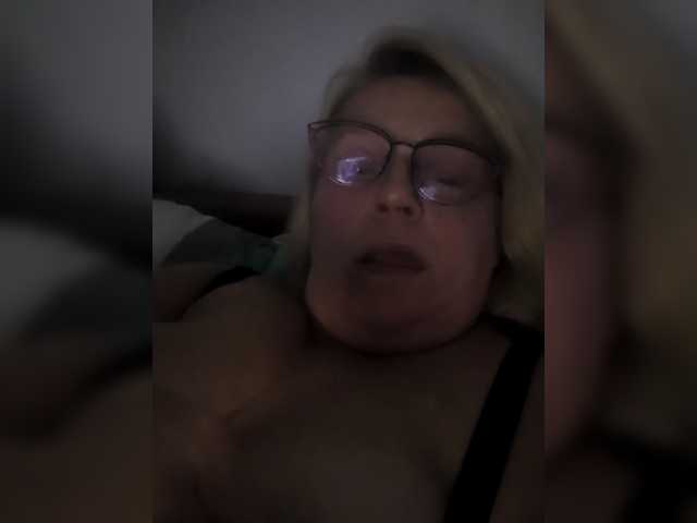 Curvylicious1