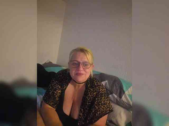 Curvylicious1 Curvylicious1