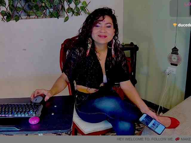 ExoticaElite webcam