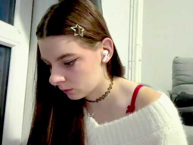 LaurenCloward live cam on BongaCams