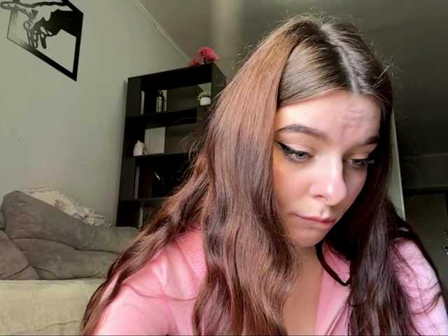 LaurenCloward live cam on BongaCams