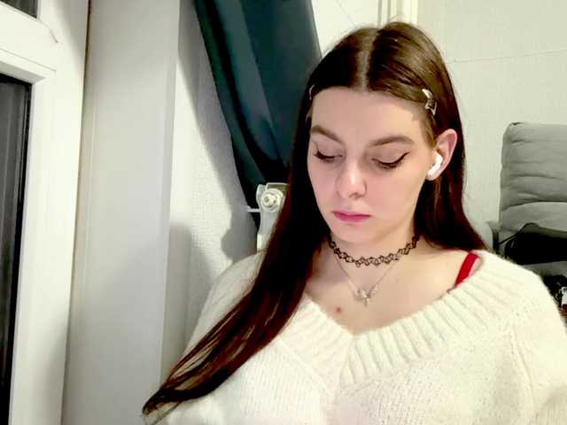 LaurenCloward live cam on BongaCams