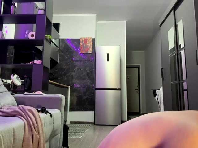 LaurenCloward live cam on BongaCams