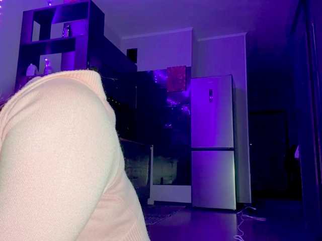 LaurenCloward live cam on BongaCams