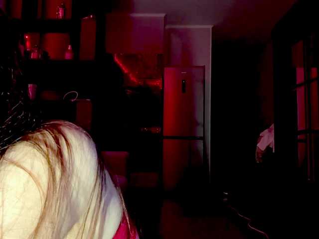 LaurenCloward live cam on BongaCams