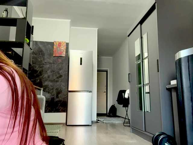 LaurenCloward live cam on BongaCams