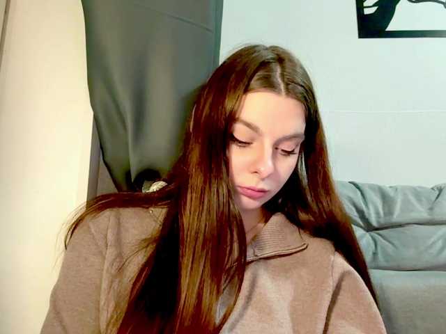LaurenCloward live cam on BongaCams