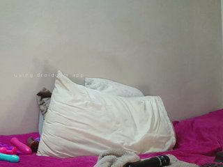 AmandaApril's Live Webcam