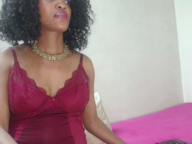 AmandaApril live cam on BongaCams