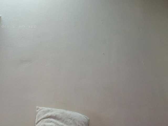 AmandaApril live cam on BongaCams