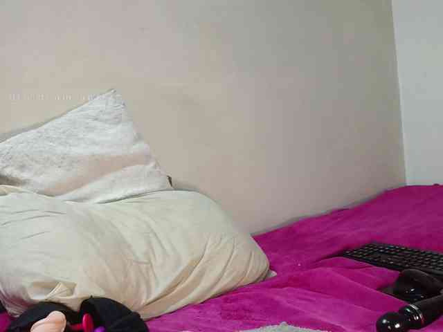 AmandaApril webcam