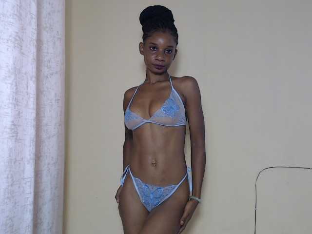 LittleKimmie1 live cam