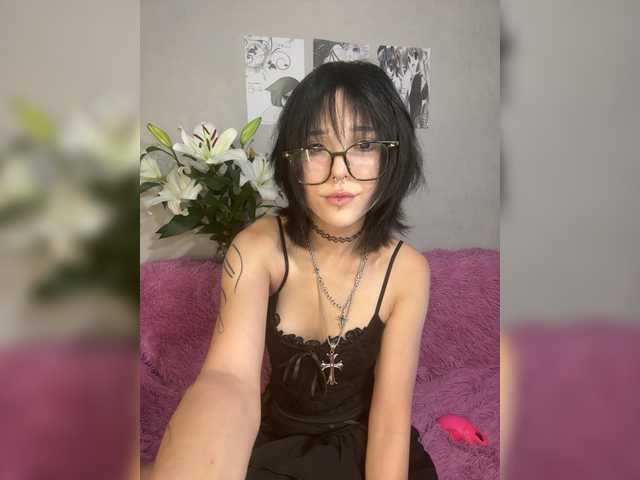 SweetsCat live cam on BongaCams