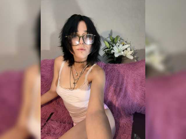 SweetsCat live cam on BongaCams