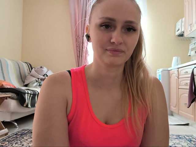 Lika-Doll live cam on BongaCams