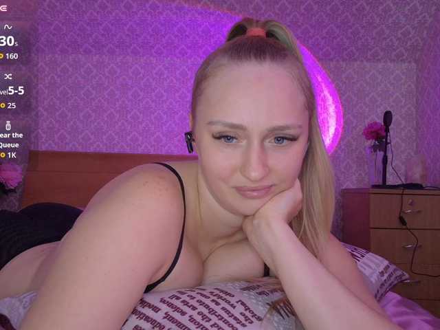Lika-Doll live cam on BongaCams