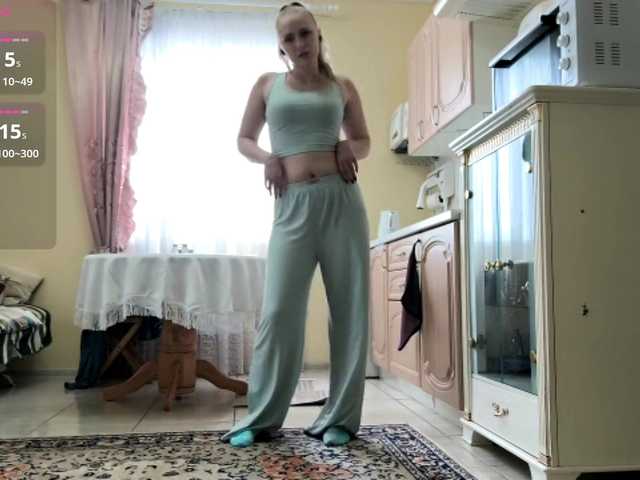 Lika-Doll live cam on BongaCams