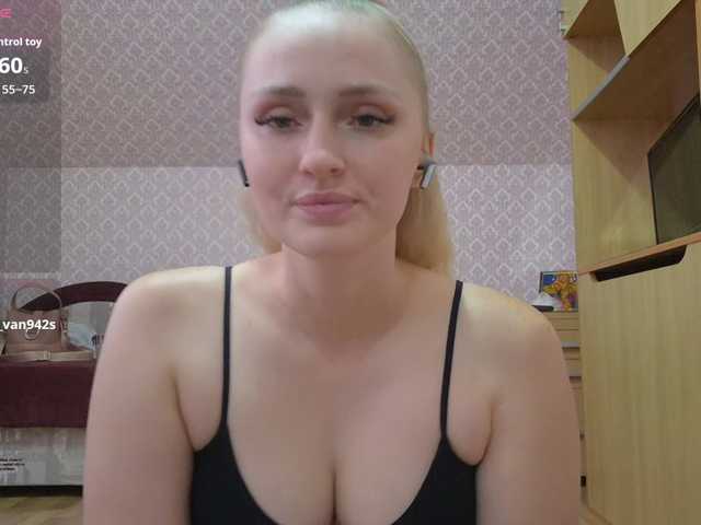 Lika-Doll live cam on BongaCams