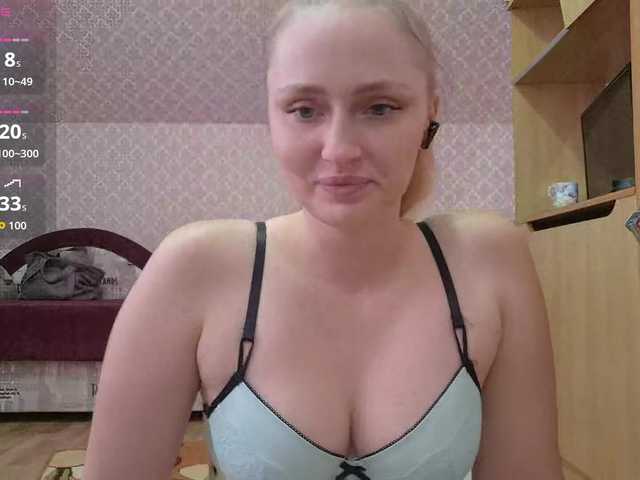 Lika-Doll live cam on BongaCams