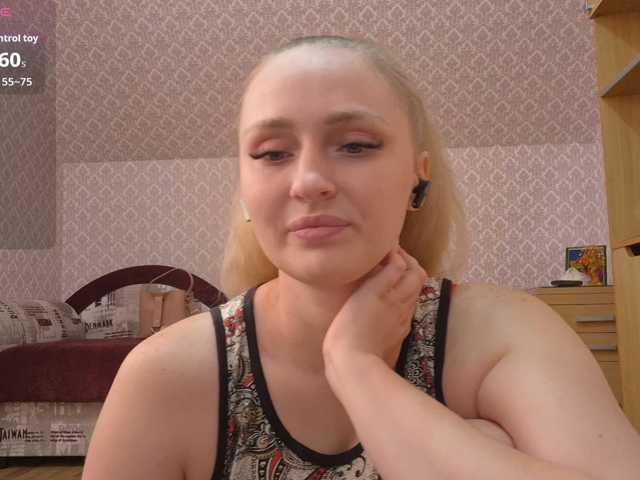 Lika-Doll live cam on BongaCams