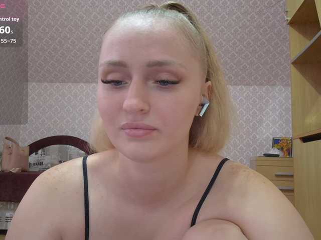 Lika-Doll, live now on BongaCams