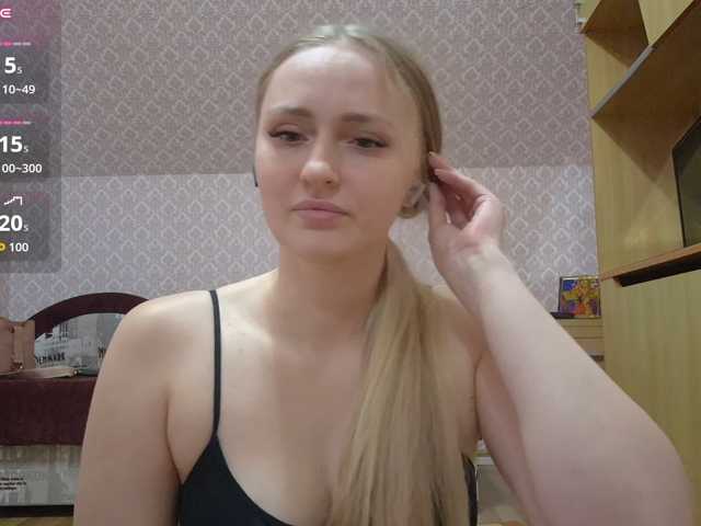 Lika-Doll live cam on BongaCams