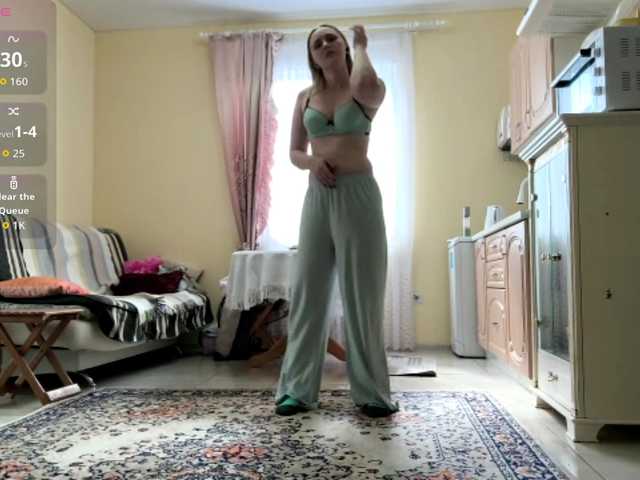 Lika-Doll live cam on BongaCams