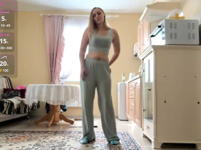 Lika-Doll live cam on BongaCams