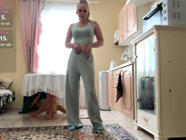 Lika-Doll live cam on BongaCams