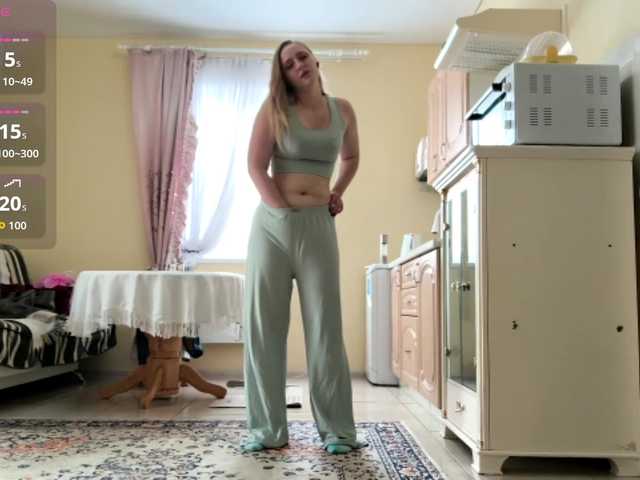 Lika-Doll live cam on BongaCams