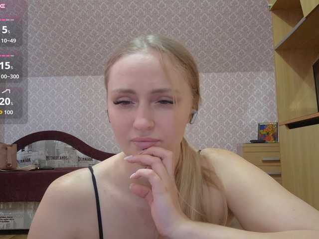 Lika-Doll live cam on BongaCams