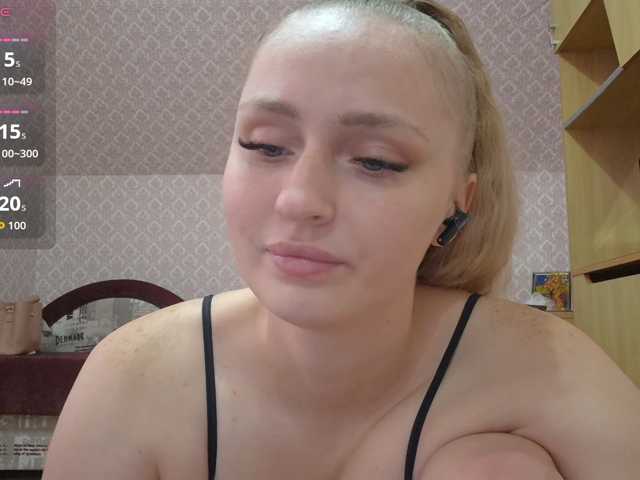 Lika-Doll live cam on BongaCams