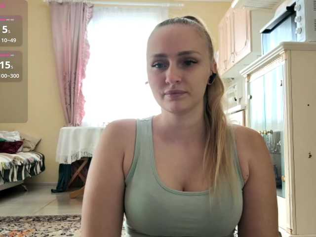 Lika-Doll live cam on BongaCams