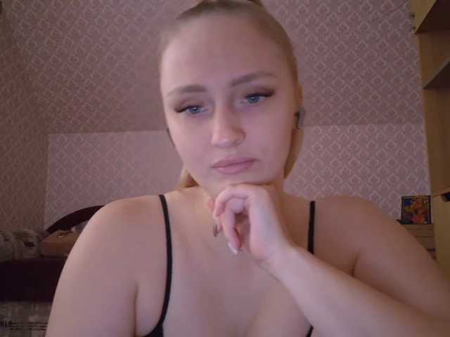 Lika-Doll live cam on BongaCams