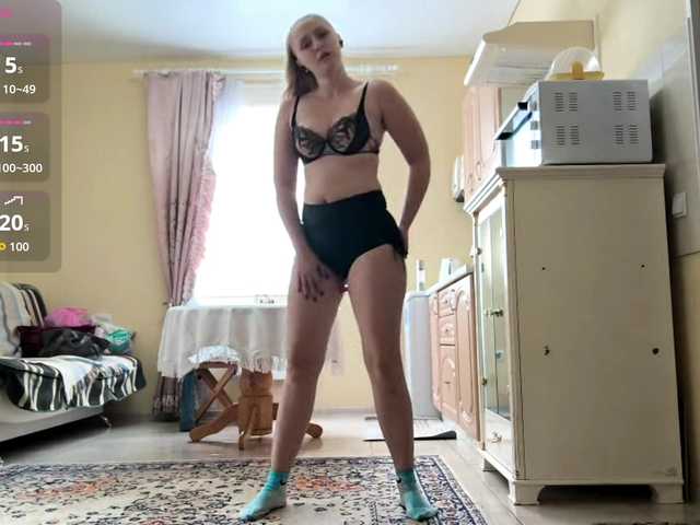 Lika-Doll live cam on BongaCams