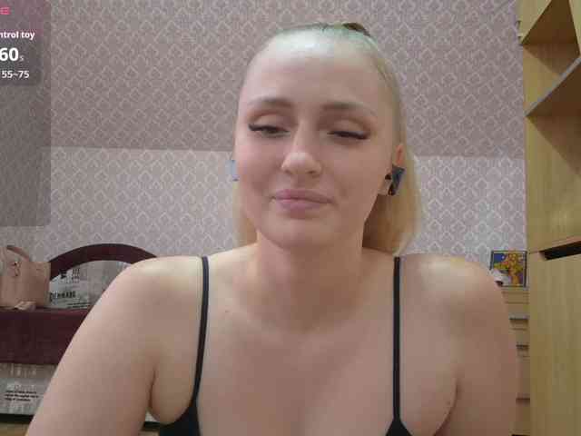 Lika-Doll live female cam on bongacams